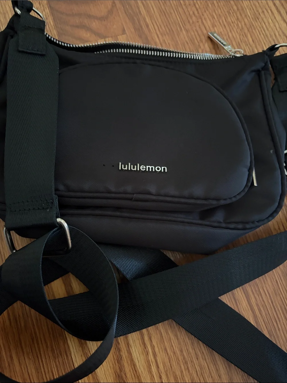 lululemon athletica Black Compact Messenger Crossbody